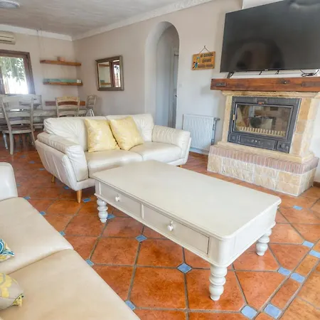 Villa Luna- Pool With Jacuzzi By The Estepona